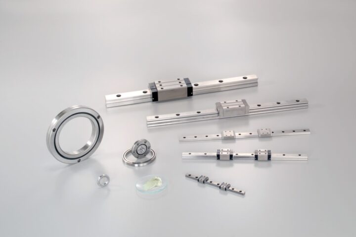 Achieve Long-Lasting Lubrication and Low Outgassing in Semiconductor Applications Without the Trade-Offs