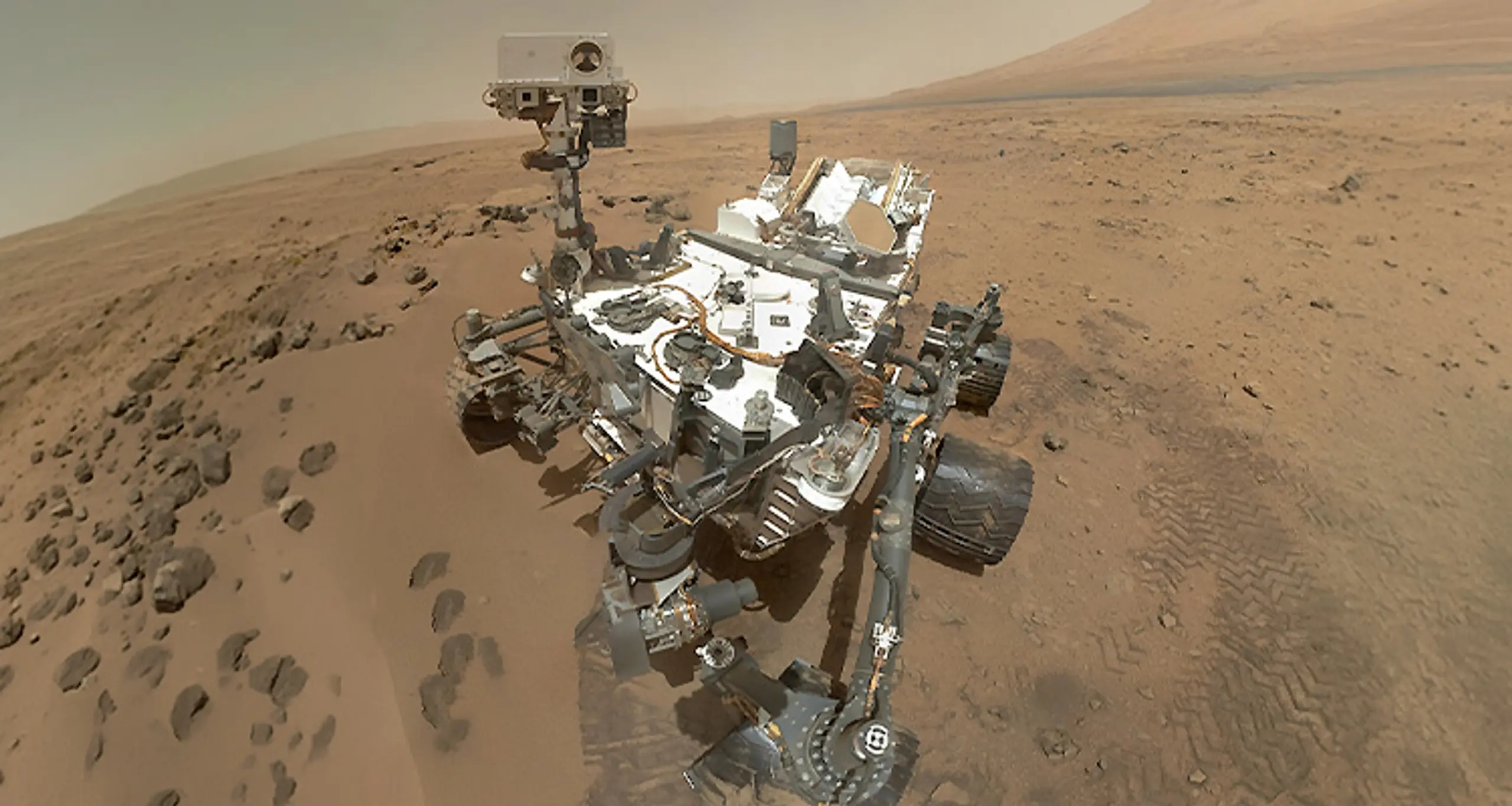 Figure 3. NASA Jet Propulsion Laboratory’s Mars Curiosity rover. The IKO LWL Series bearings used aboard JPL’s Mars Curiosity and Perseverance rovers were outfitted with special reliability features to allow them to operate for years in space.